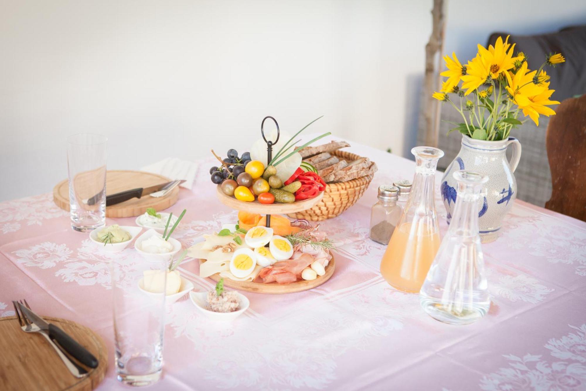 Kaeferberghof Im Burgenland, Komfortzimmer Mit Fruehstueck, Bed & Breakfast, Urlaub Am Bauernhof Eltendorf Luaran gambar